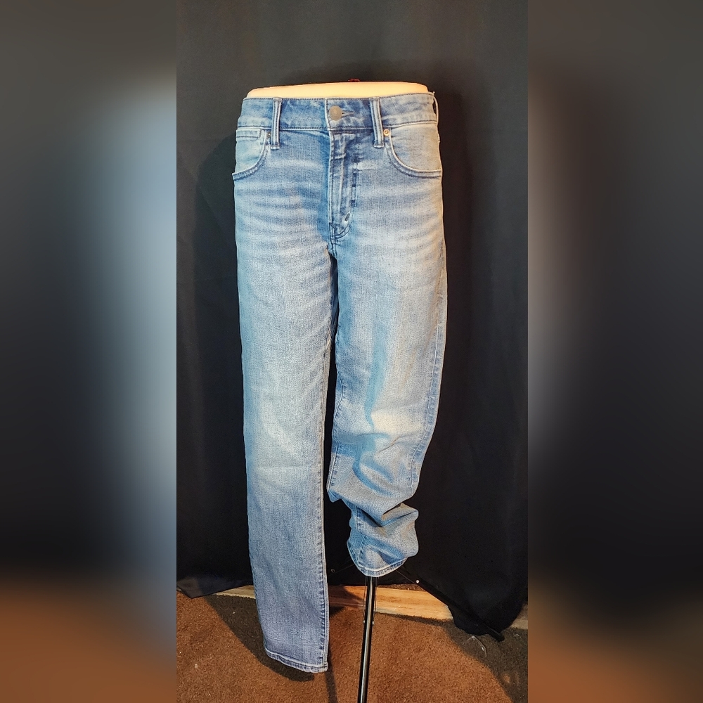 Mens American Eagle Airflex + 31x32 Jeans